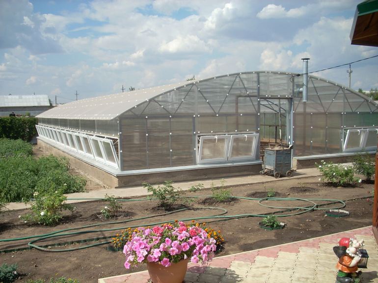 Mga materyales para sa greenhouse