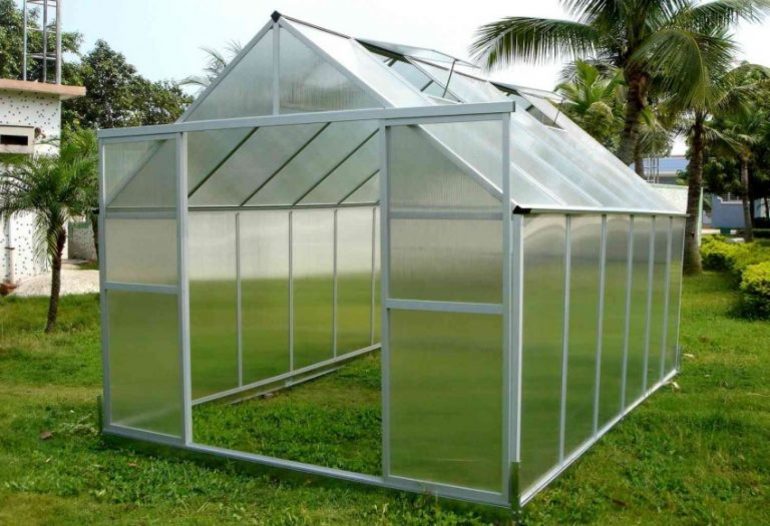 Paano bumuo ng isang greenhouse