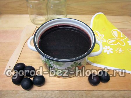 Cherry plum syrup