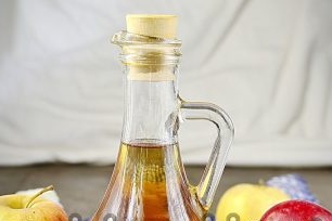 appelazijn in een fles