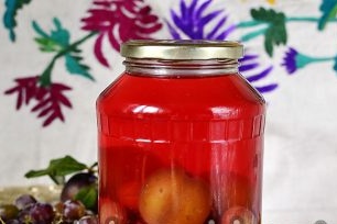 fruit compote para sa taglamig