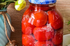 tomaten onder de sneeuw met knoflook