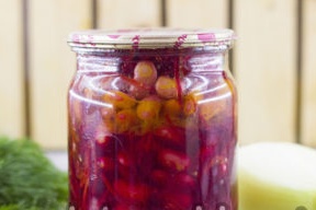 Beetroot Salad na may Beans