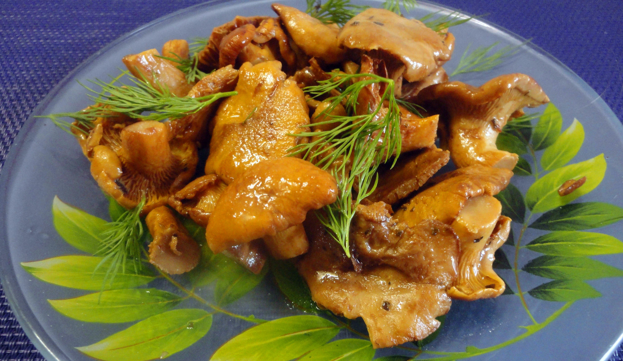 Fried chanterelles