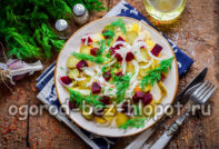 Rustic salad na may patatas at adobo