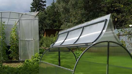 Buksan ang tuktok na polycarbonate greenhouses