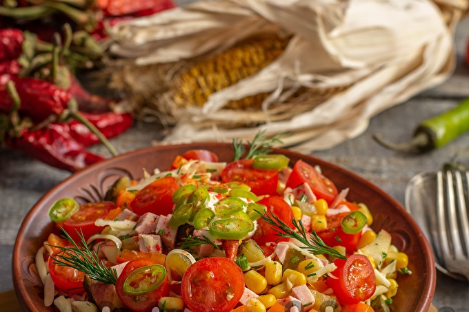 Mexico salad - hindi na kailangang magluto ng anuman