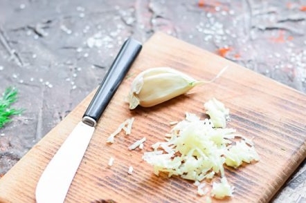 Chop garlic