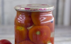 Tomatoes in the pot