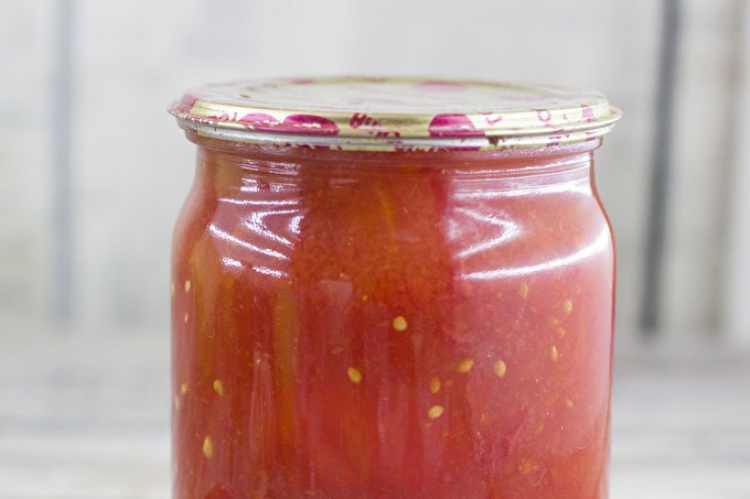 Jar of tomatoes