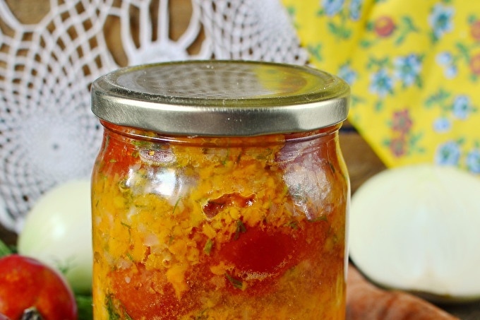 Tomates en coréen pour l'hiver, la recette la plus délicieuse avec des photos