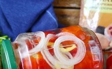 Tomatoes in gelatin for the winter