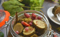 Cetrioli Con Ribes