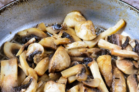 faire frire les champignons